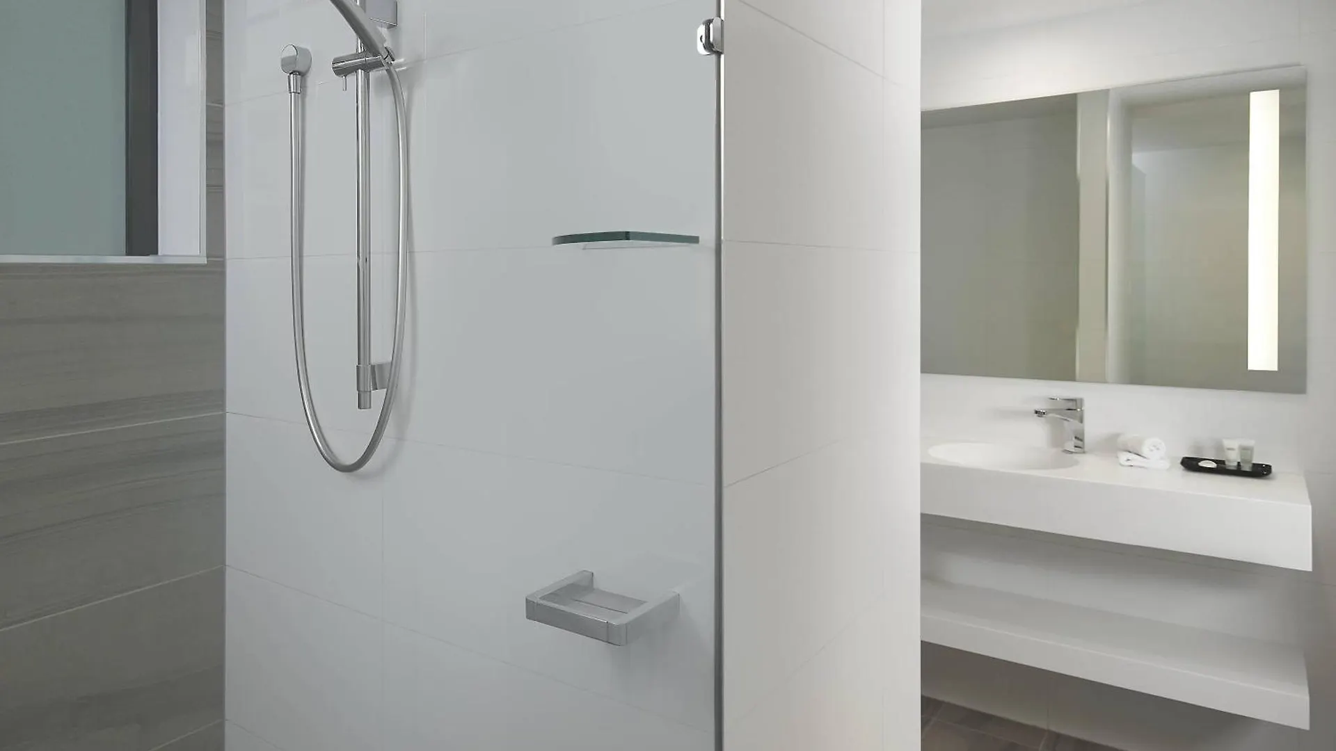 Courtyard By Marriott Brisbane South Bank Hotel