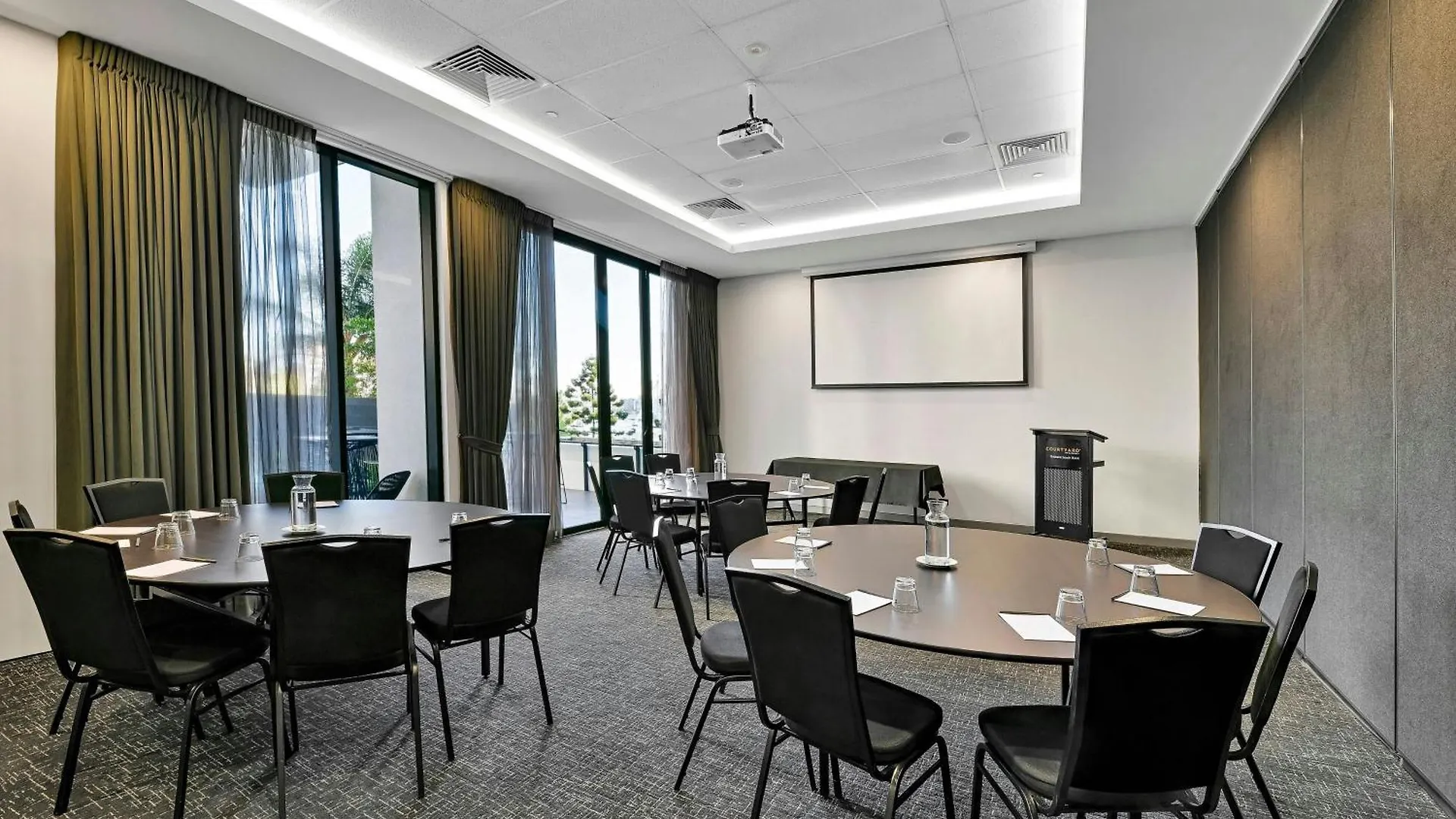 Hotel Courtyard By Marriott Brisbane South Bank 4*,  Australien